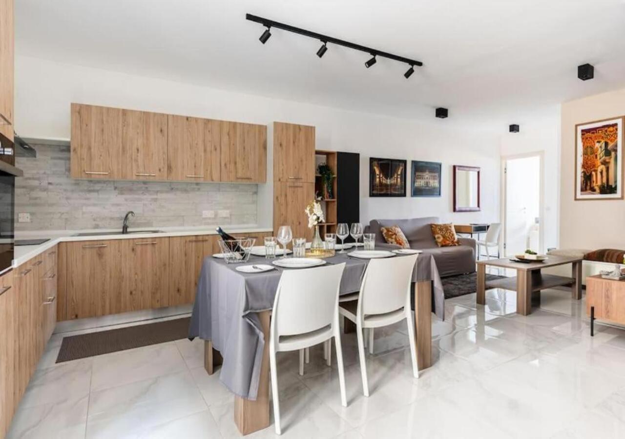 Sea View Luxury Apartment Brand New In Valletta Buitenkant foto